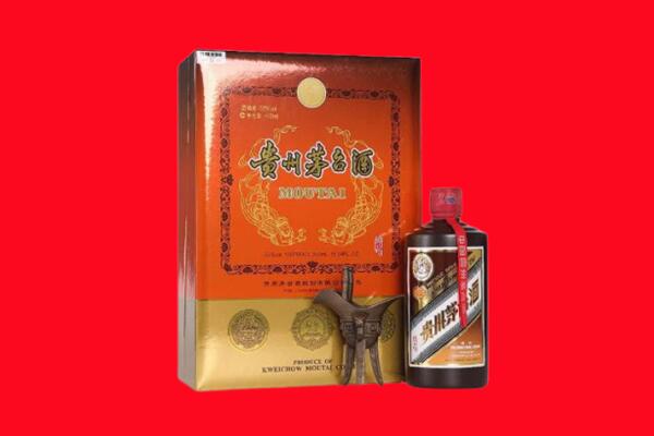碌曲回收30年茅台酒.jpg